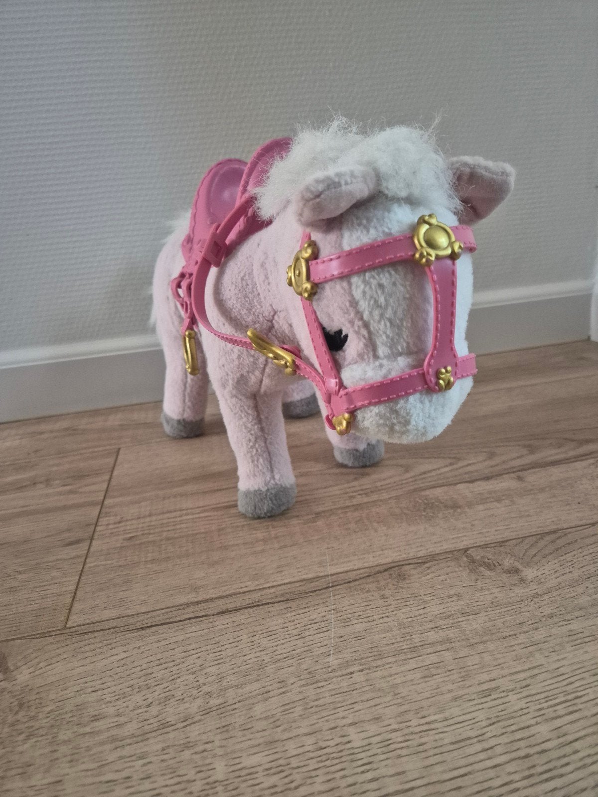 Baby Born Paard met zadel en hoofdstel, Ophalen