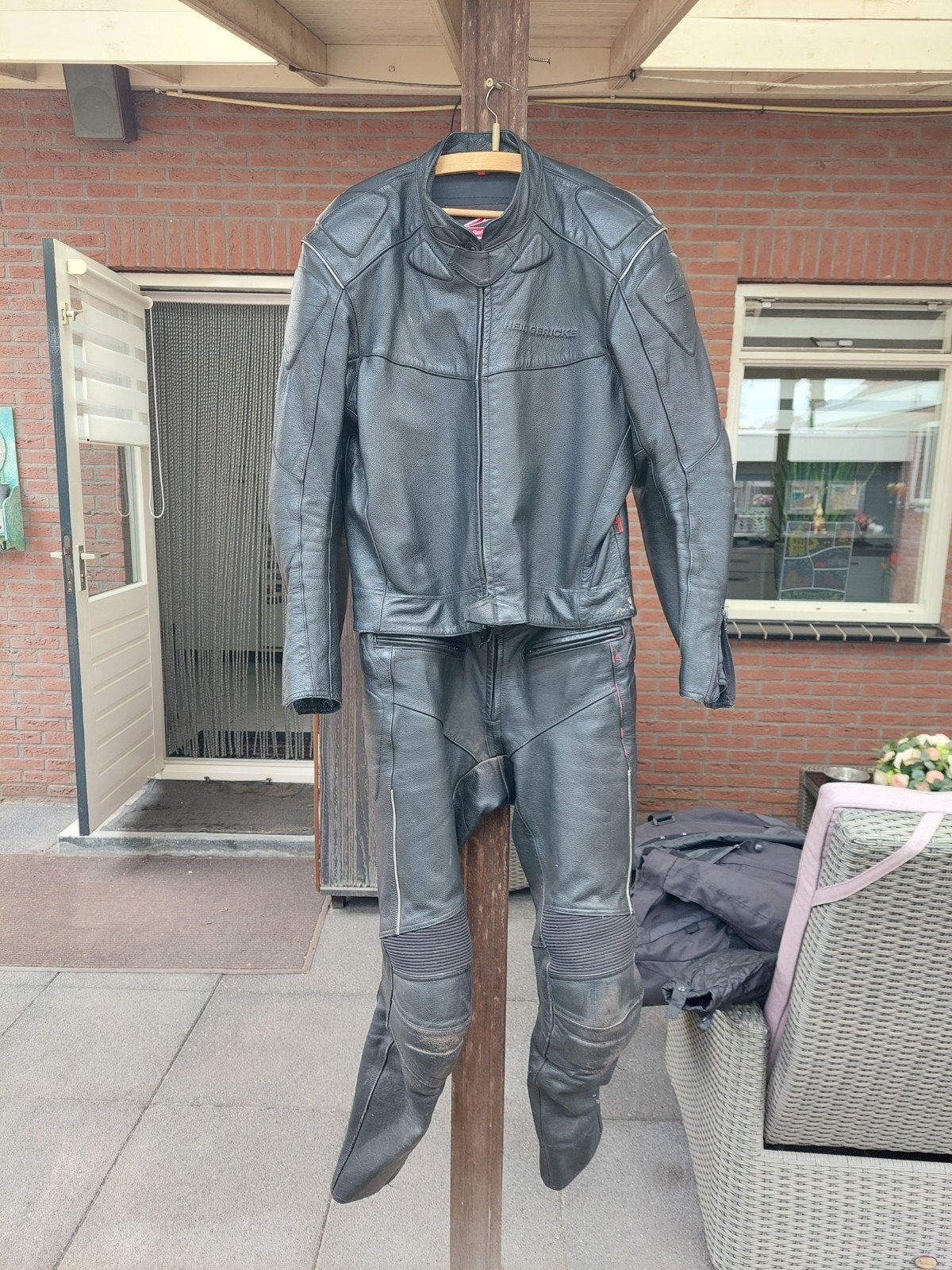 Zwart leren motorpak (jas en broek), Motoren, Kleding | Motorkleding, Ophalen