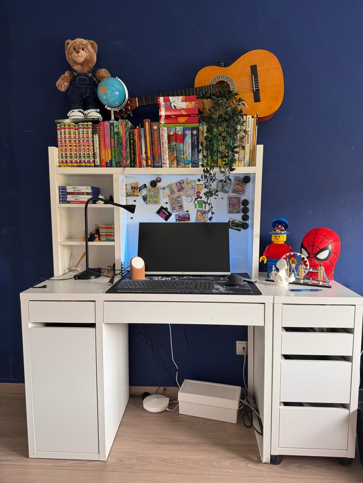 IKEA MICKE bureau 142x50 + opbouwdeel + extra ladeblok wit, Ophalen, Gebruikt, Met lades, Spaanplaat of MDF