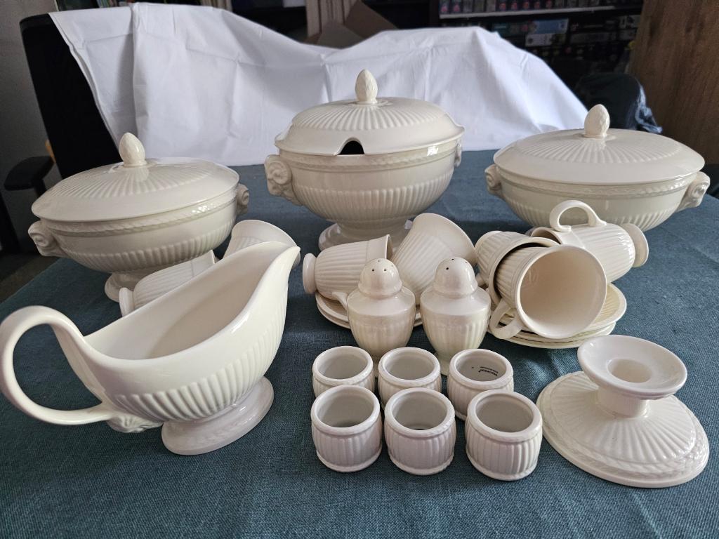 Wedgewood Edmé plain, Huis en Inrichting, Ophalen, Overige typen, Zo goed als nieuw, Wedgwood