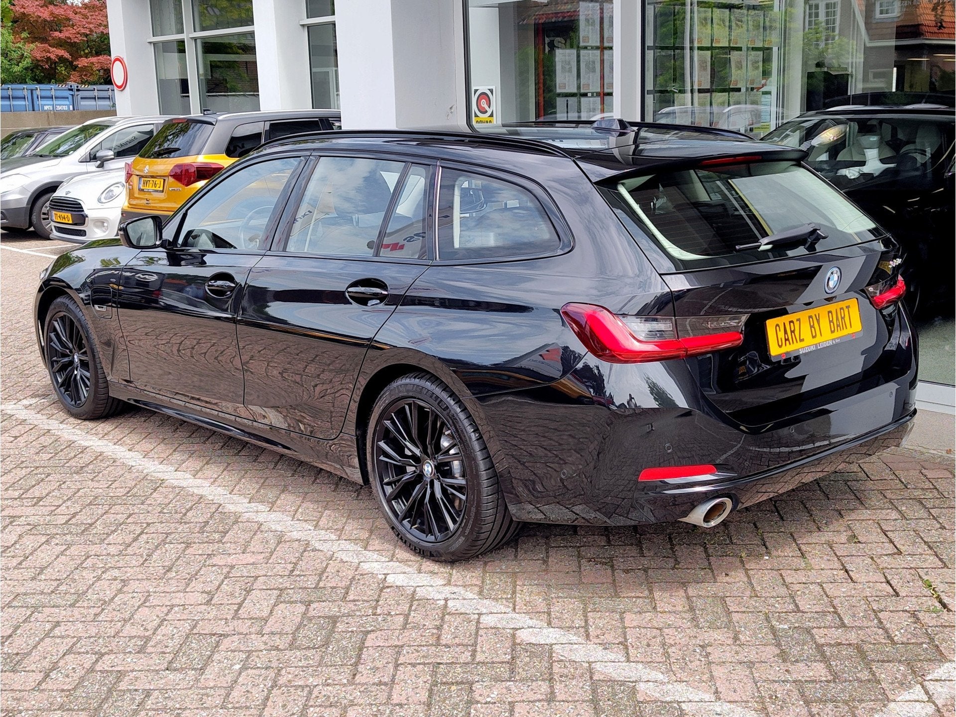 BMW 3 Serie Touring 320e PHEV Leder | Park Assist | Carplay/, Automaat, Gebruikt, Euro 6, 4 cilinders