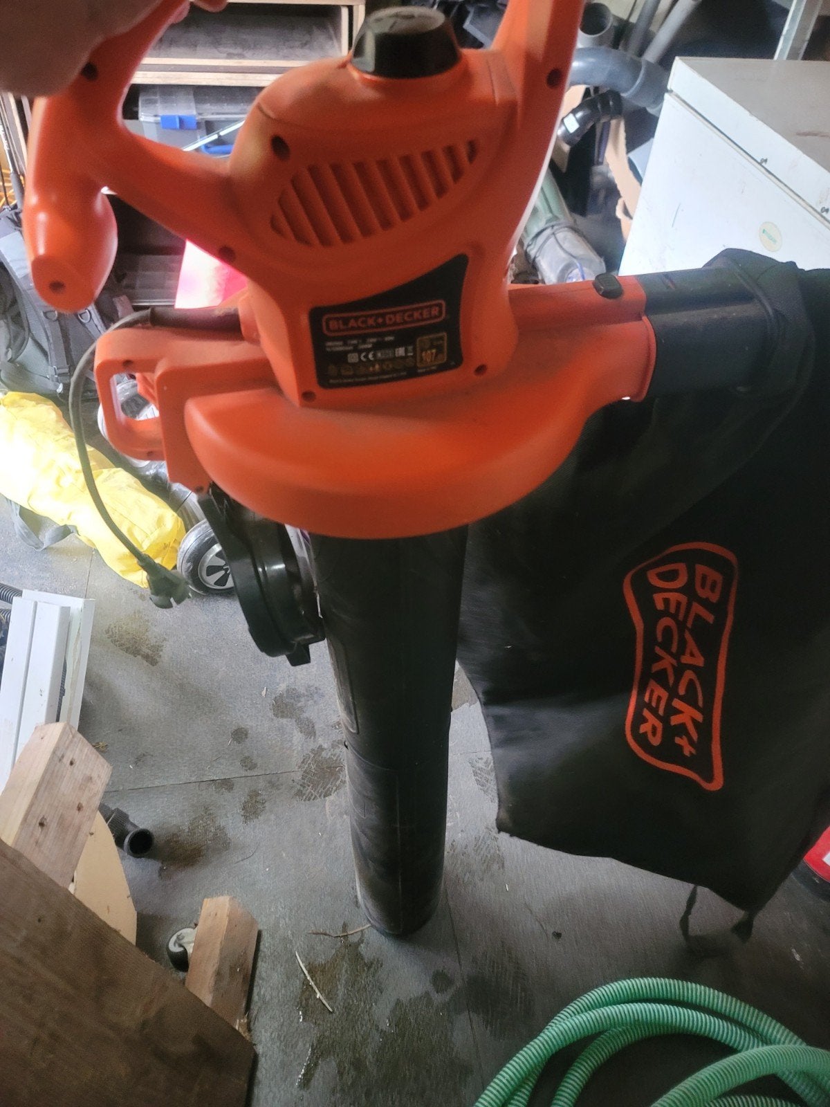 Bladblazer, Tuin en Terras, Bladblazers, Ophalen of Verzenden, Zo goed als nieuw, Elektrisch, Black & Decker