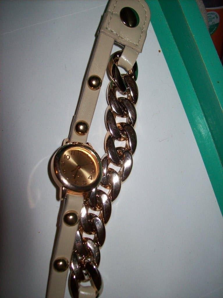 Armband Horloge Mooi Goudkleur Beige Drukker sluiting, Sieraden, Tassen en Uiterlijk, Overige materialen, Overige kleuren, Verzenden