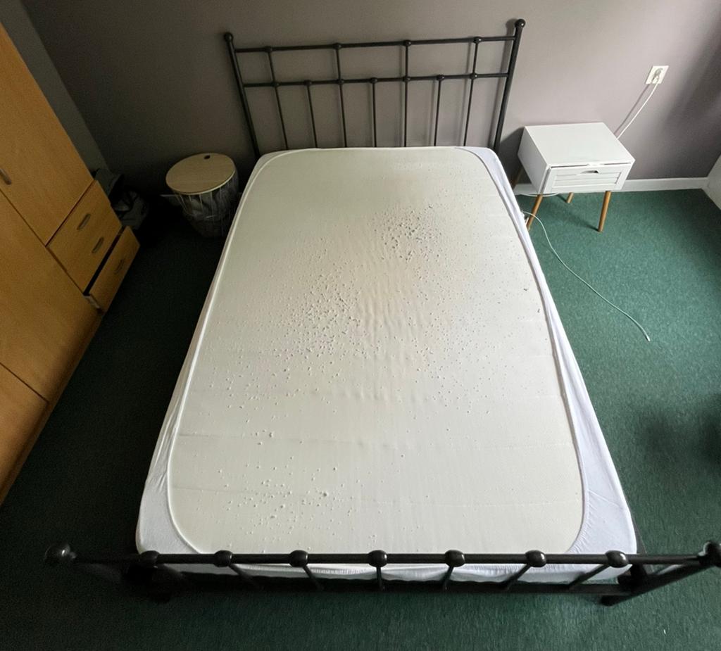 Bed, Huis en Inrichting, Slaapkamer | Bedden, Ophalen, Zwart, Tweepersoons, 140 cm