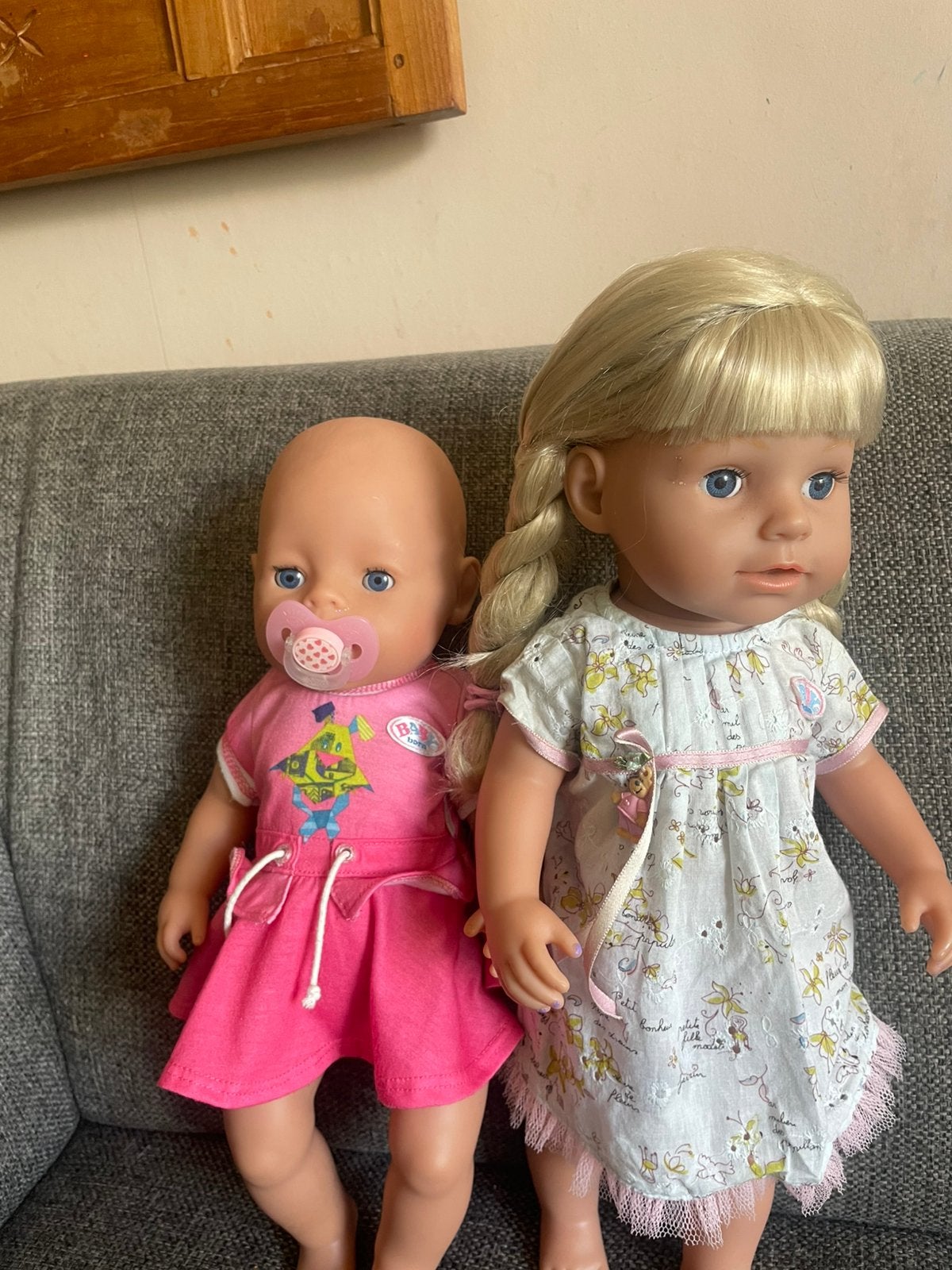 baby born pop  met kleding, Ophalen of Verzenden, Zo goed als nieuw