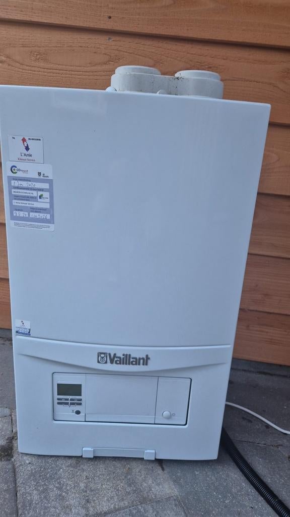 Vaillant Eco Tec Classic VHR CV-ketel van 2020, Ophalen, Gebruikt, Hoog rendement (Hr), Cv-ketel of Combi-ketel