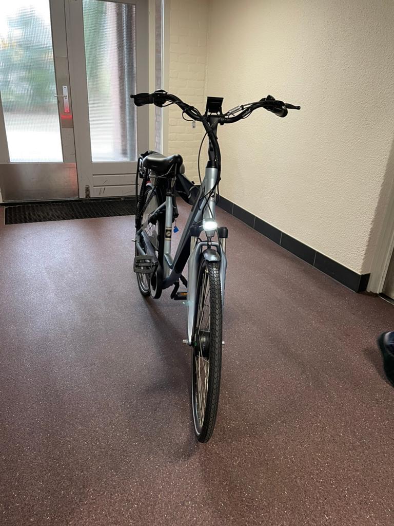 Amslod vrouw e bike., Ophalen of Verzenden, Zo goed als nieuw, Overige merken