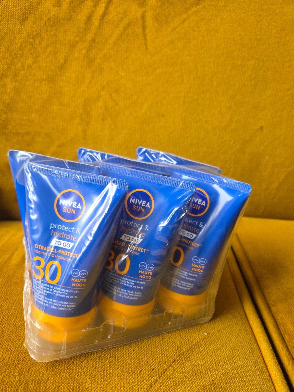 Nivea Sun Protect & Hydrate SPF30 Zonnebrand (3x50ml), Ophalen of Verzenden, Nieuw, Zonnebrand of After Sun