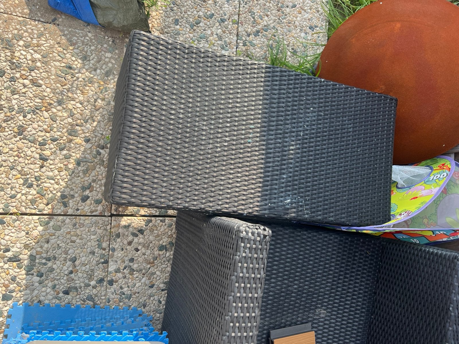 Tuinstoelen en tafel, Ophalen, Zo goed als nieuw