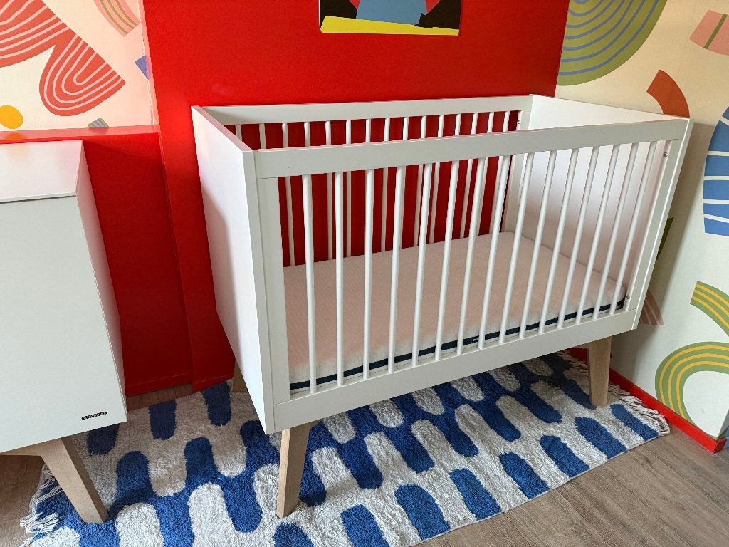 Kidsmill Sixties wit ledikant, Kinderen en Baby's, Babywiegjes en Ledikanten, Ophalen, Gebruikt, Ledikant