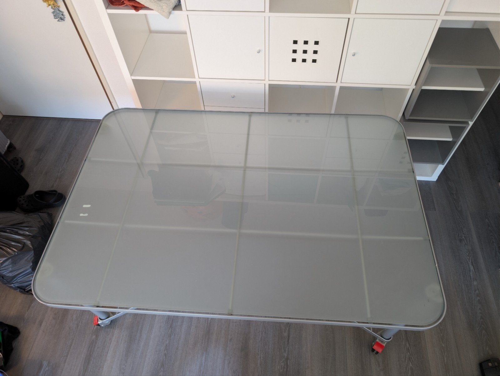 Multifunctionele tafel/bureau met wieltjes en rek, Doe-het-zelf en Verbouw, Tekentafels, Ophalen of Verzenden, Zo goed als nieuw