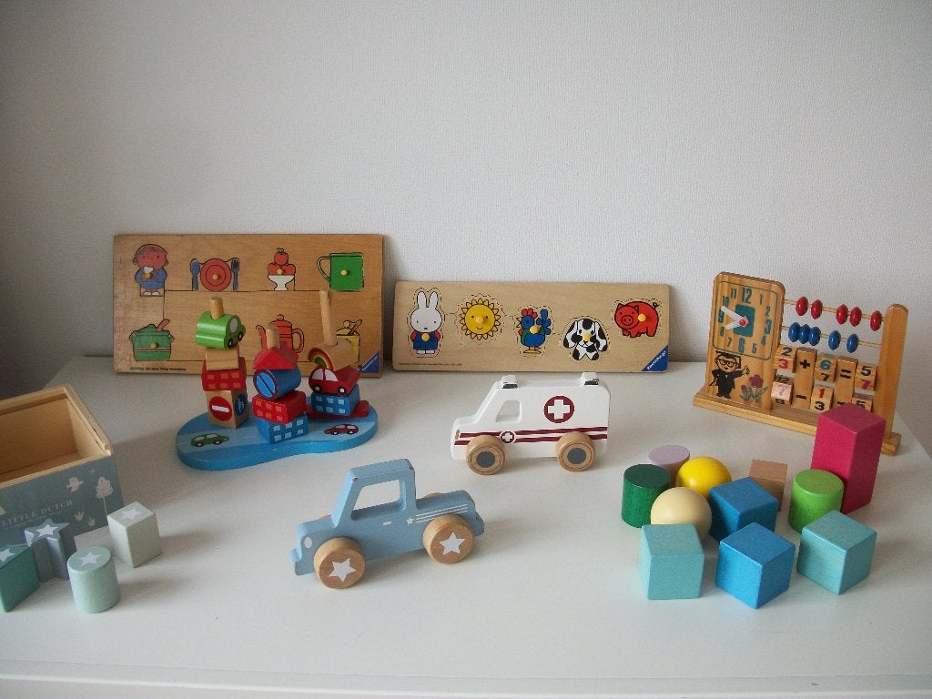 Houten Nijntje Puzzel, Poppenstoel, Auto's, Klok - p.stuk, Ophalen of Verzenden, Gebruikt, Overige typen