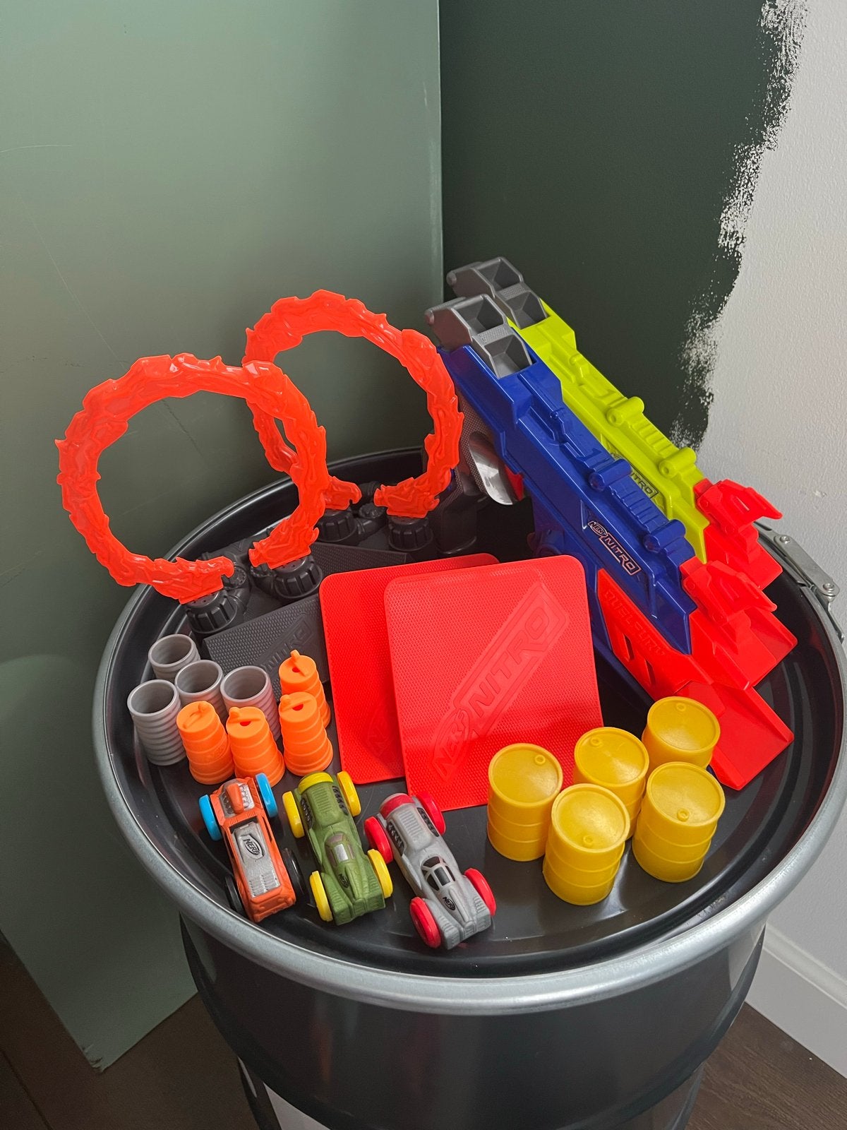 Nerf Nitro Blaster set met auto's en accessoires, Ophalen, Gebruikt, Jongen of Meisje