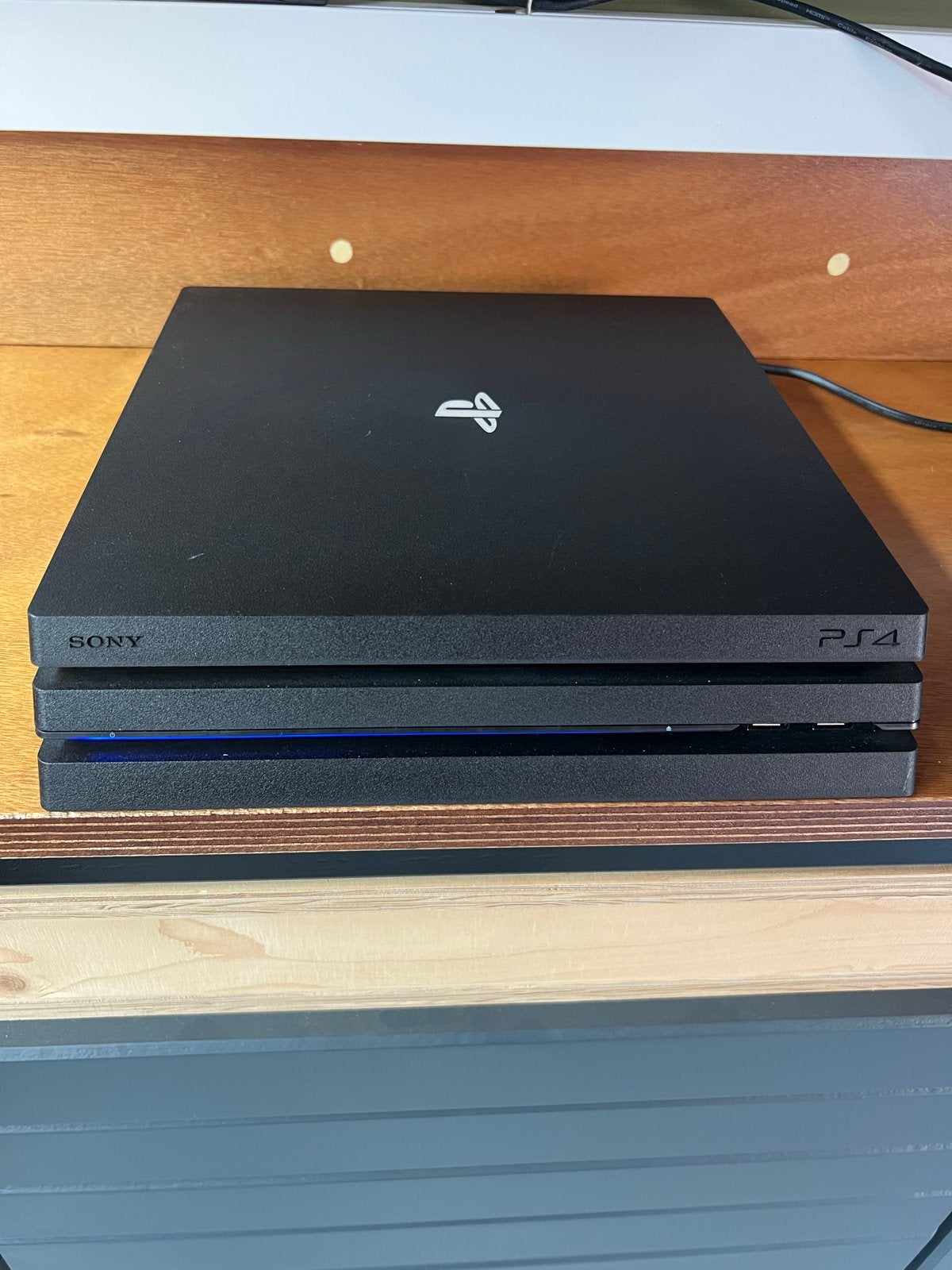 Sony PlayStation 4 Pro - defect, Ophalen of Verzenden, Zo goed als nieuw, Zonder controller, 1 TB
