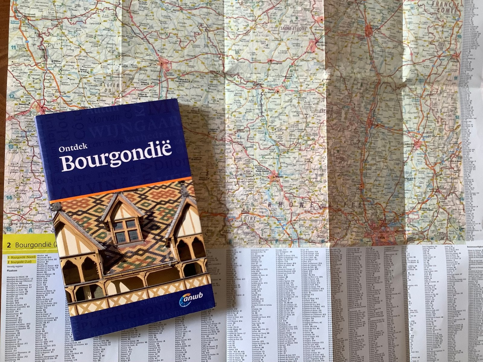 Bourgondie Frankrijk 296pg ANWB ONTDEK reisgids + kaart, Ophalen of Verzenden, Zo goed als nieuw