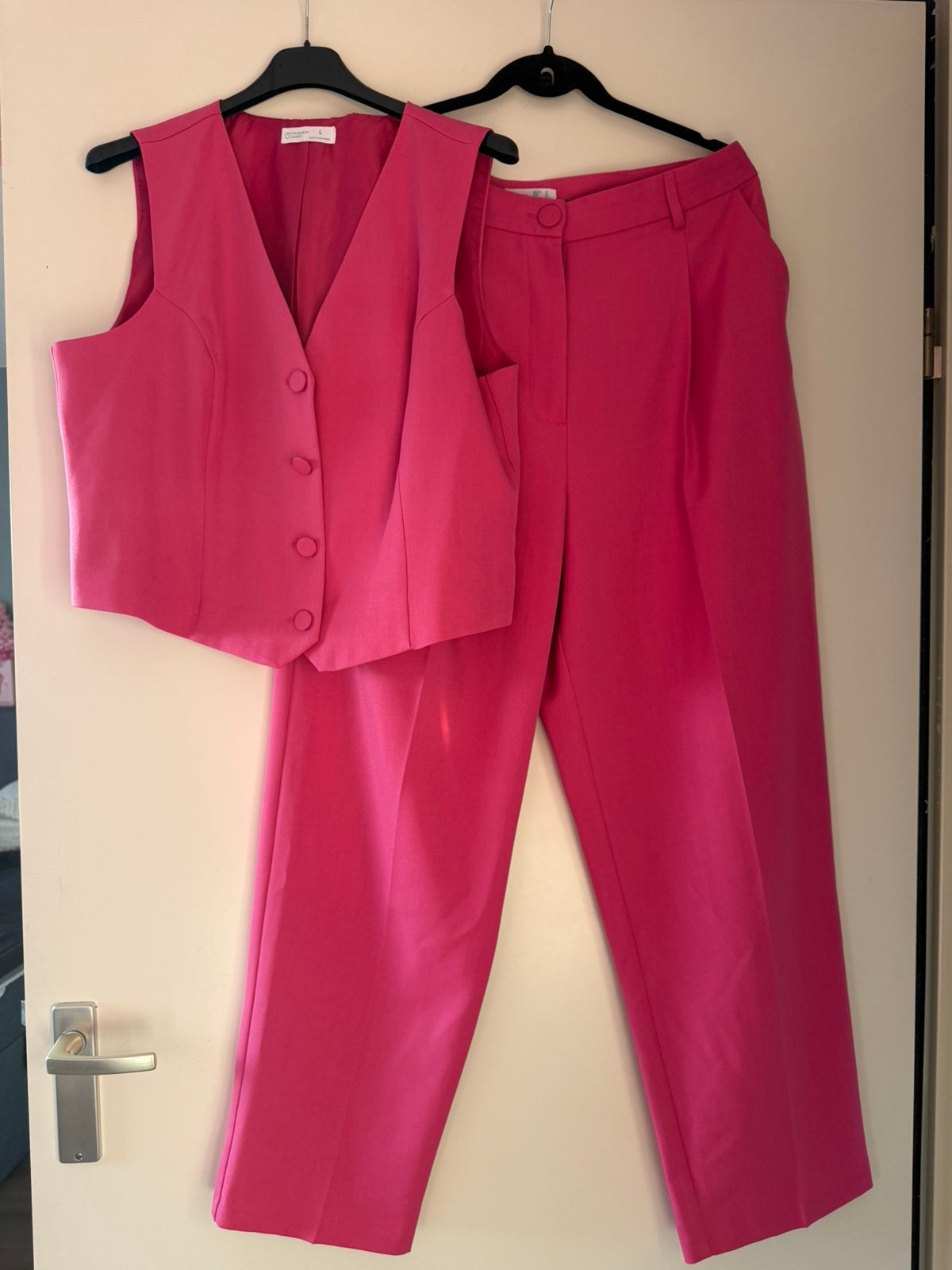 Pak, Maat 42/44 (L), Ophalen of Verzenden, Zo goed als nieuw, Roze
