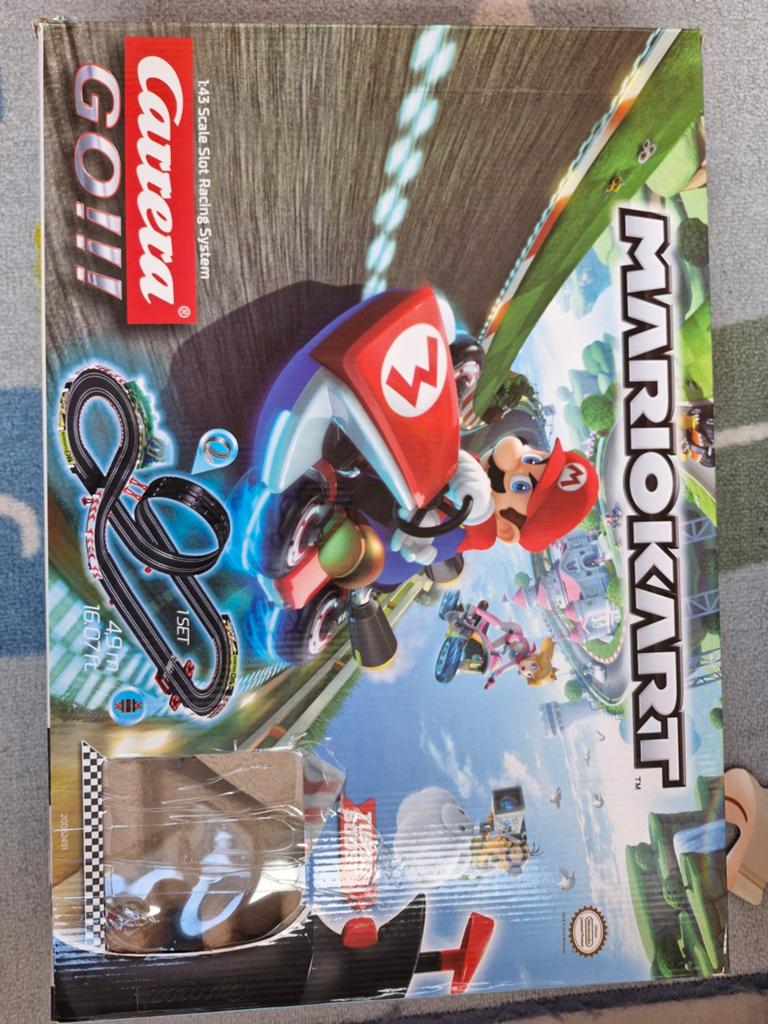 Carrera GO!!! Mario Kart Racebaan Set - Zo goed als nieuw, Kinderen en Baby's, Speelgoed | Racebanen, Racebaan, Zelf te bouwen