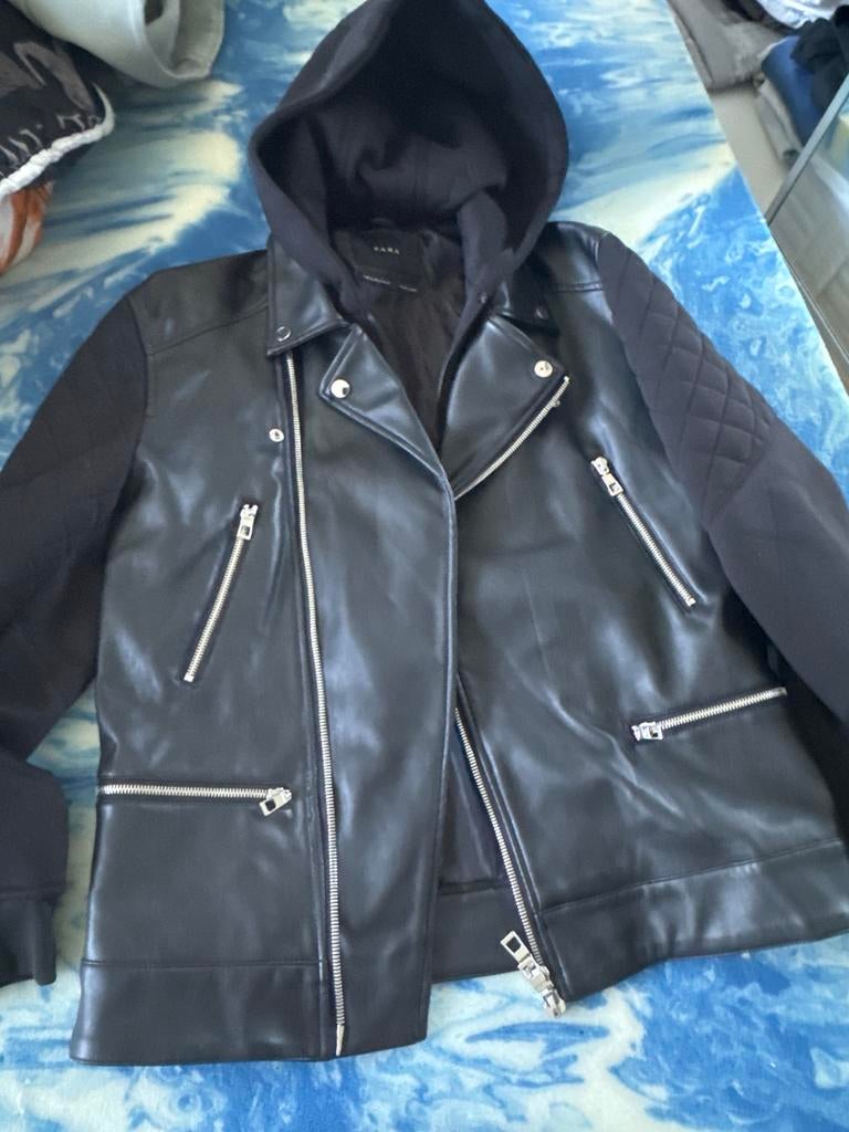 Zara Zwart Leren Bikerjack met Capuchon - Maat M, Kleding | Heren, Jassen | Winter, Ophalen, Nieuw, Zwart
