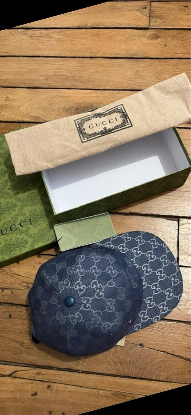 Gucci Pet Dubai Maat M - Nieuw met doos, Ophalen of Verzenden, Nieuw, Pet
