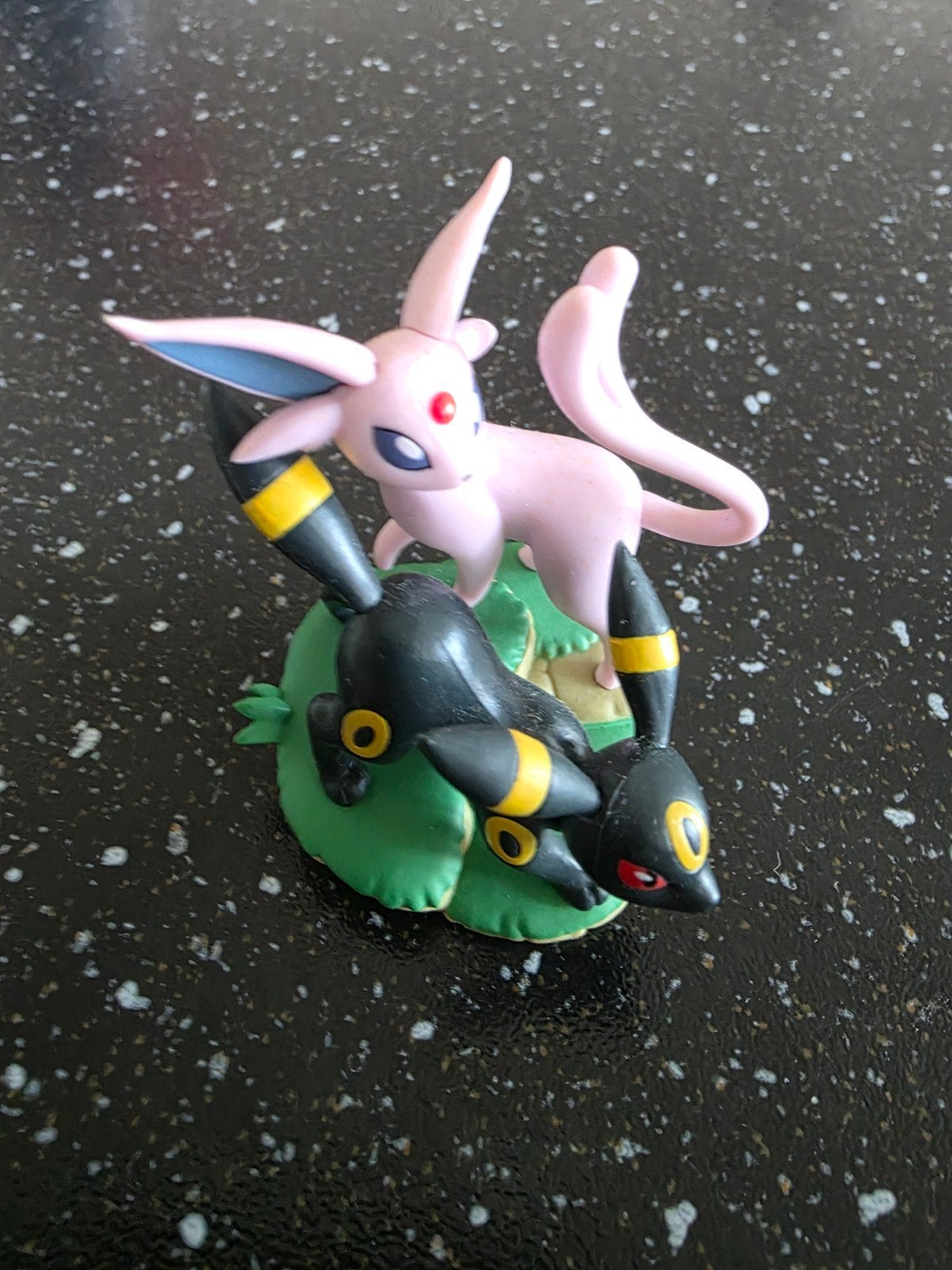 Umbreon Espeon Beeldje - Pokémon Figuur, Verzamelen, Ophalen of Verzenden, Zo goed als nieuw