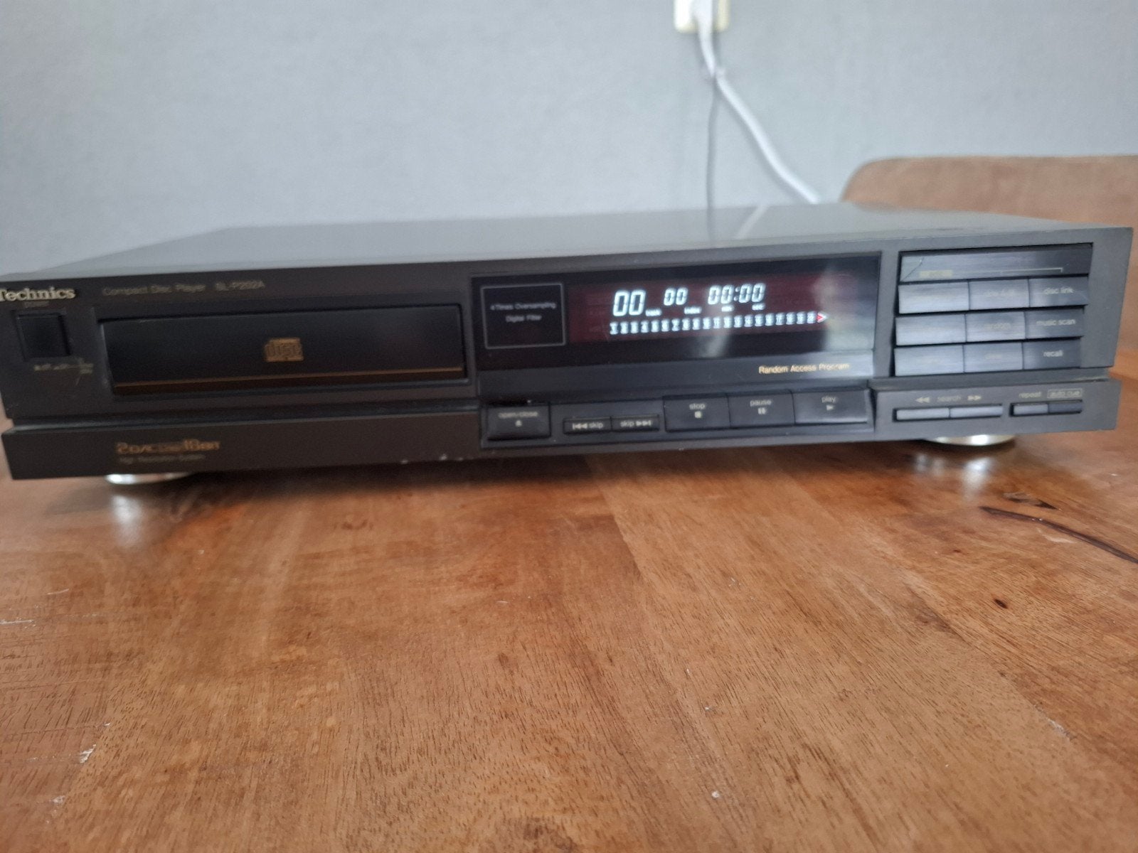 Vintage Technics SL-P202A CD Speler – Volledig Werkend!, Ophalen