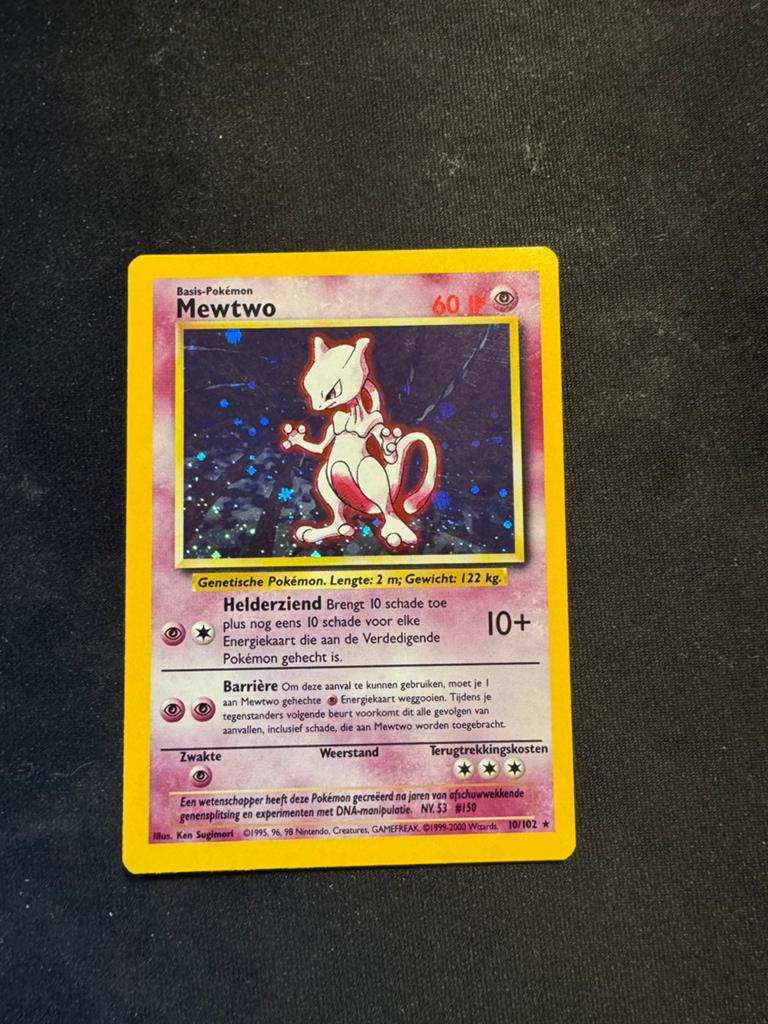Mewtwo 10/102 base set - NL, Ophalen of Verzenden, Zo goed als nieuw