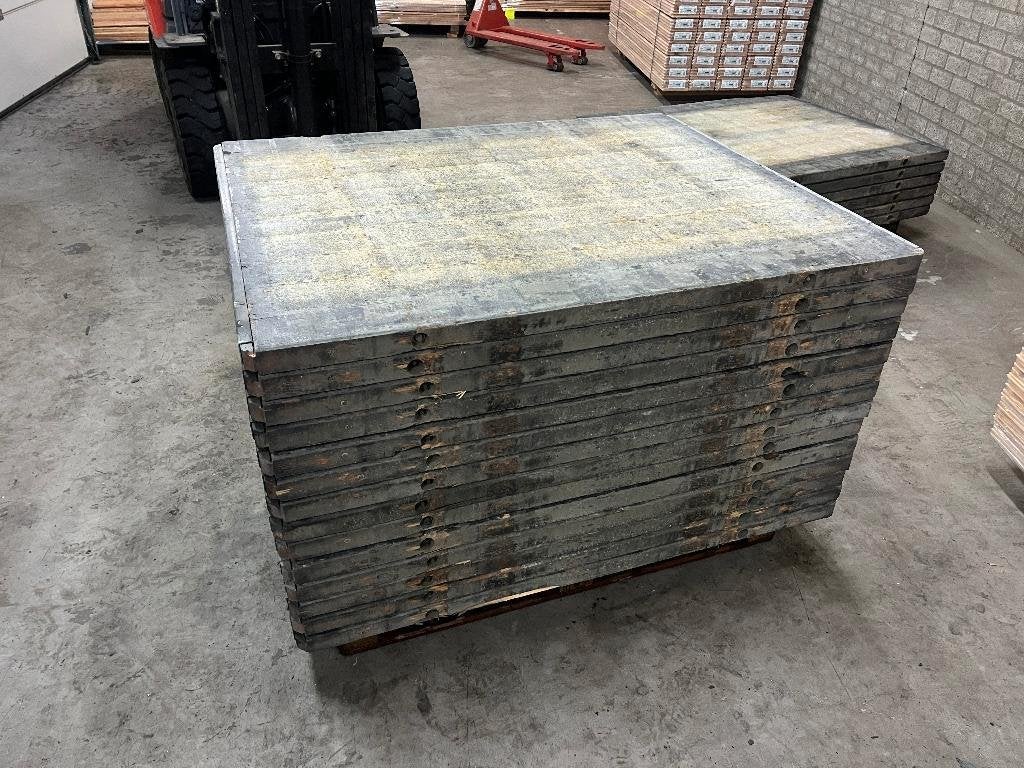 Steenschotten 115 x 140 hout , stevige kwaliteit en goedkoop, Ophalen of Verzenden, Gebruikt, Hout