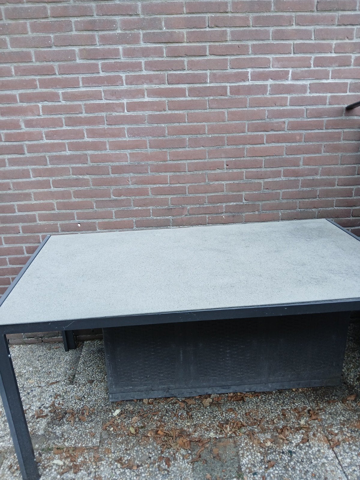 Tuintafel metaal onderstel en glazen blad, Ophalen, Gebruikt, Rechthoekig, Metaal