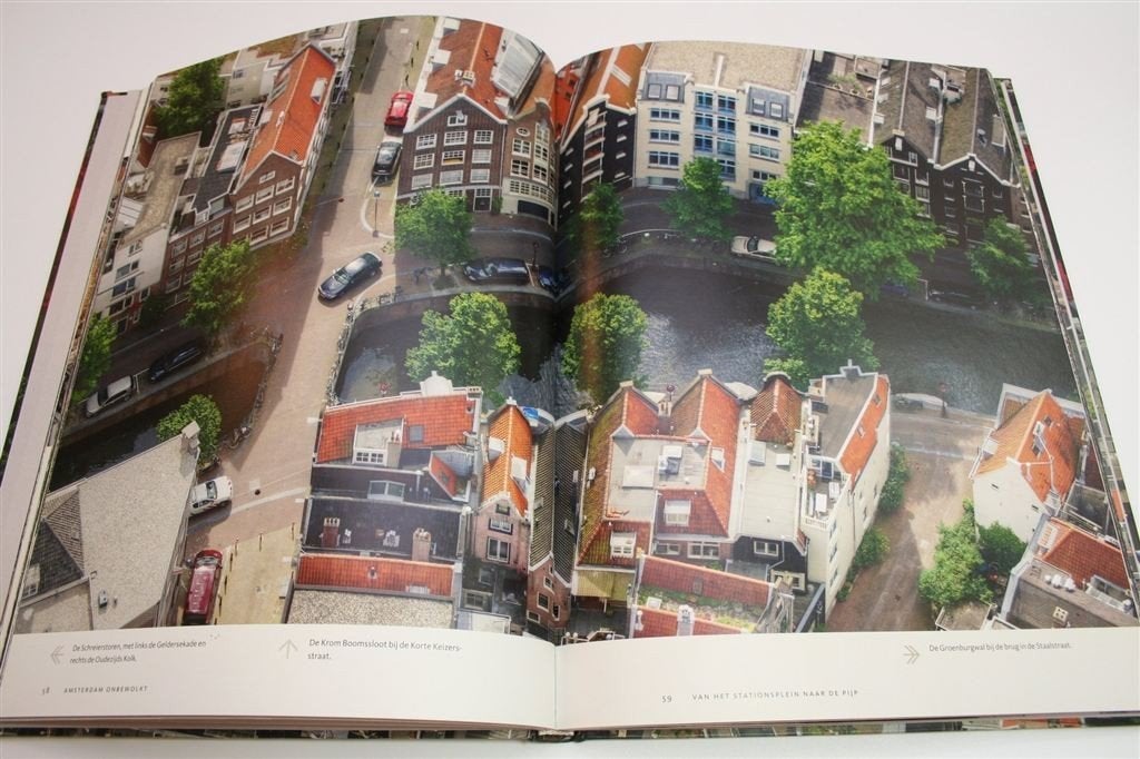 Amsterdam Onbewolkt — De Stad in Prachtige Luchtfoto\'s, Ophalen of Verzenden, Zo goed als nieuw