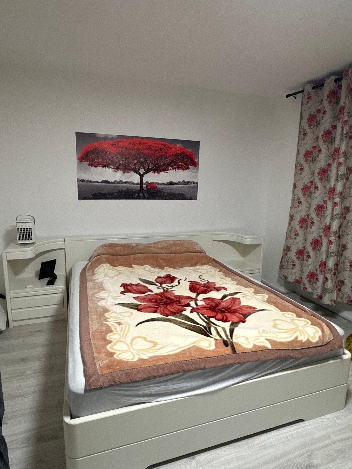 Complete slaapkamer set: bed, nachtkastjes, kledingkast, Huis en Inrichting, Slaapkamer | Complete slaapkamers, Ophalen, Zo goed als nieuw