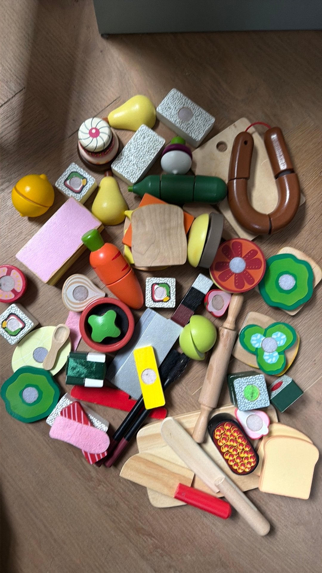 Houten eten om ook te snijden voor de kleine chefs, Kinderen en Baby's, Ophalen, Zo goed als nieuw
