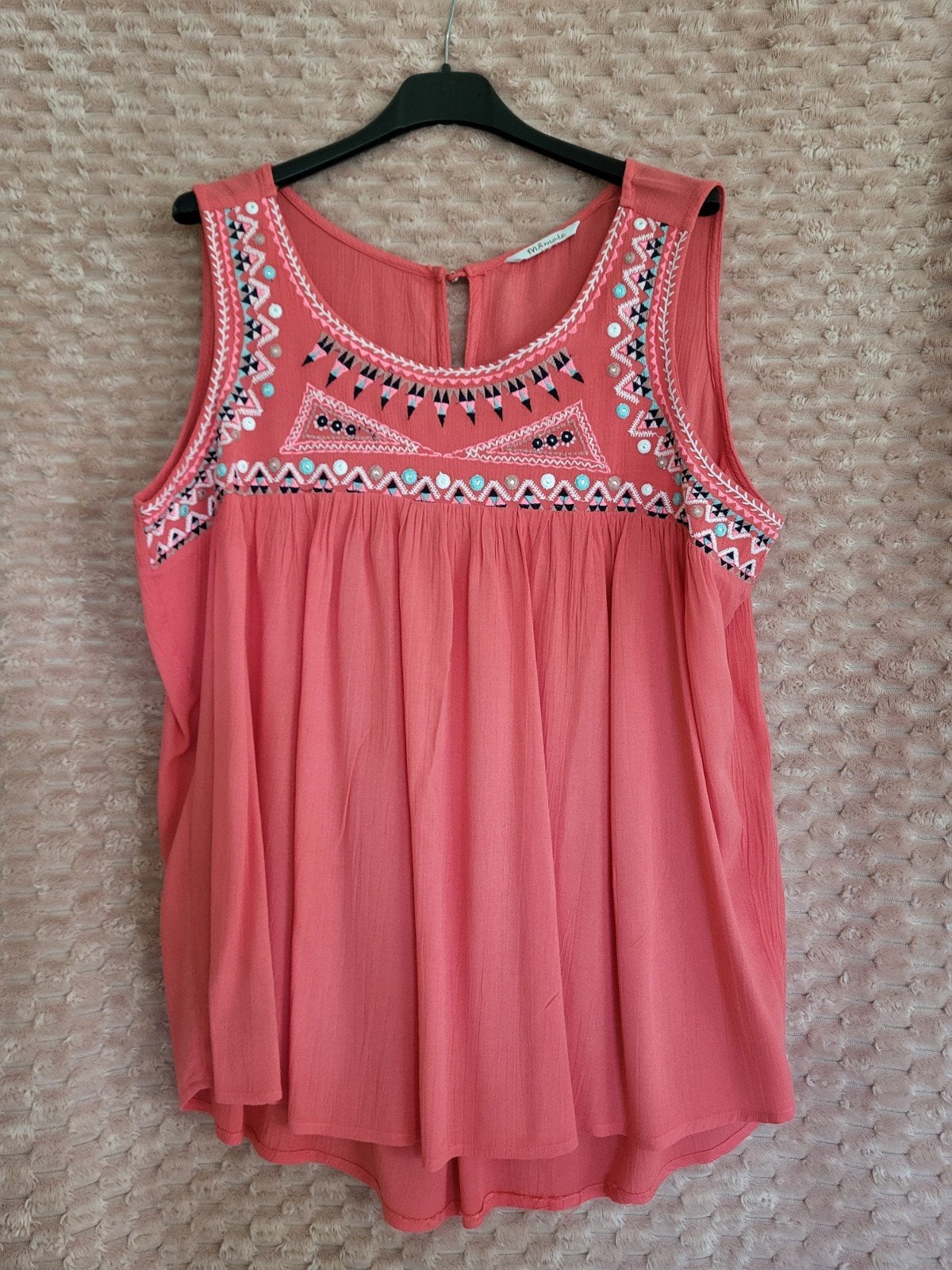NIEUW! Koraal kleurige Top  Maat 42/44, Verzenden, Maat 42/44 (L), Nieuw, MS Mode