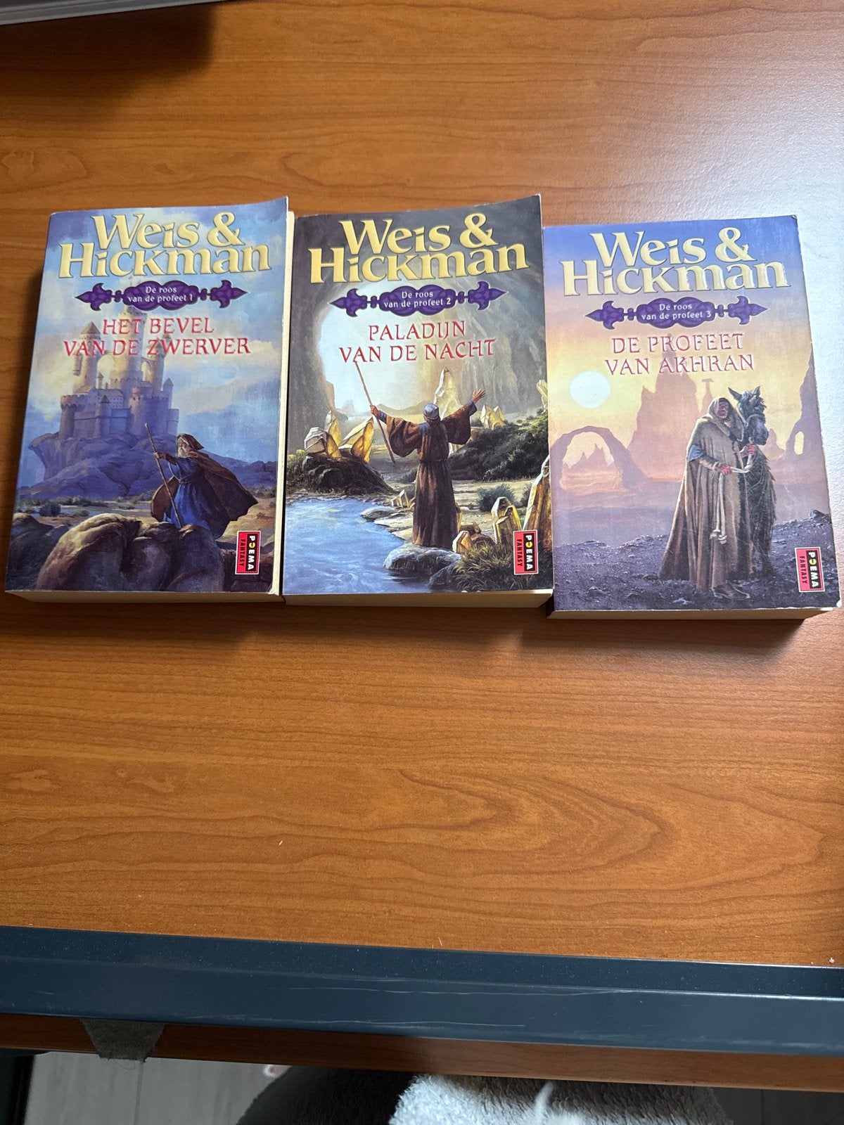 Weis & Hickman - De Roos van de Profeet (Trilogie), Boeken, Ophalen of Verzenden, Gelezen