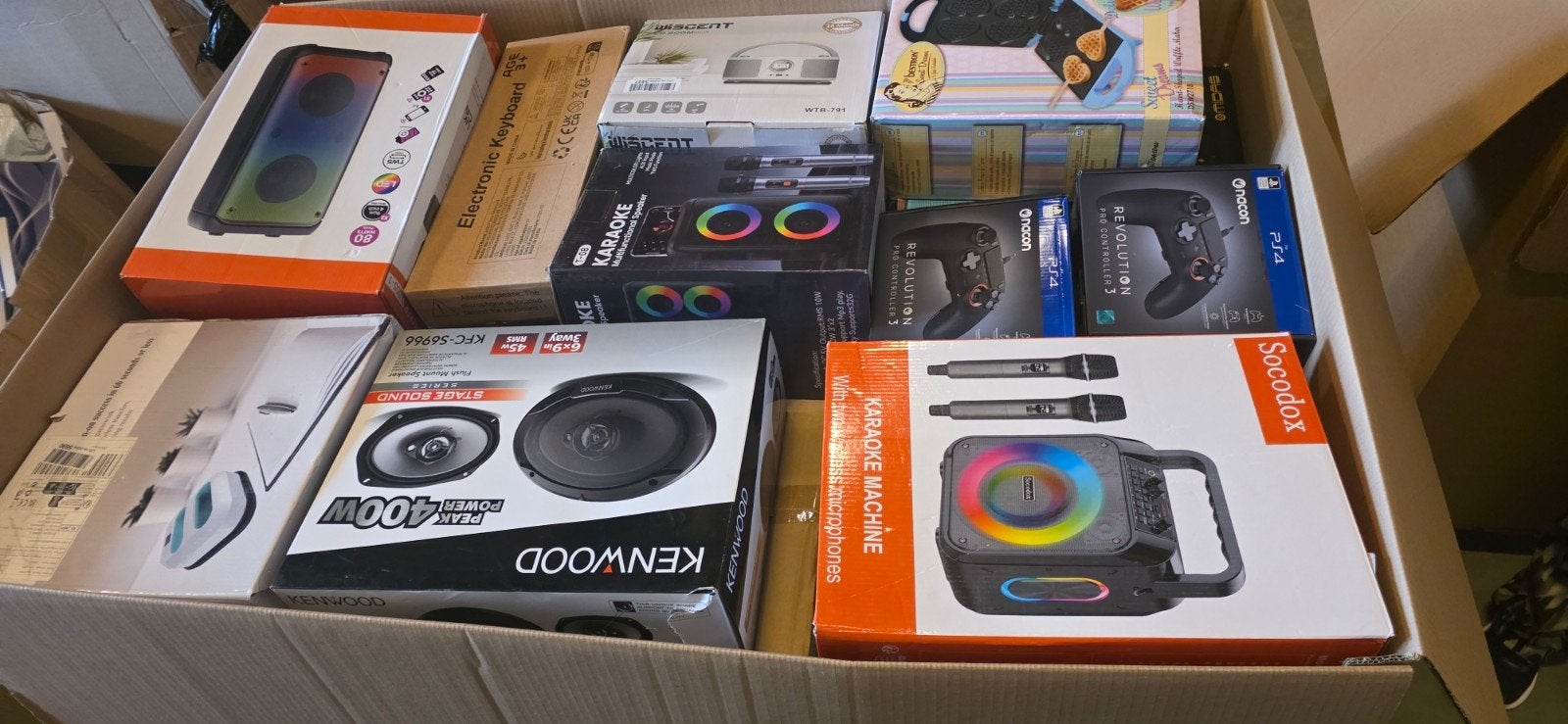 Amazon elektronica Mix pallets ongesorteerd 60 stuks, Zakelijke goederen, Ophalen, Audio, Tv en Foto