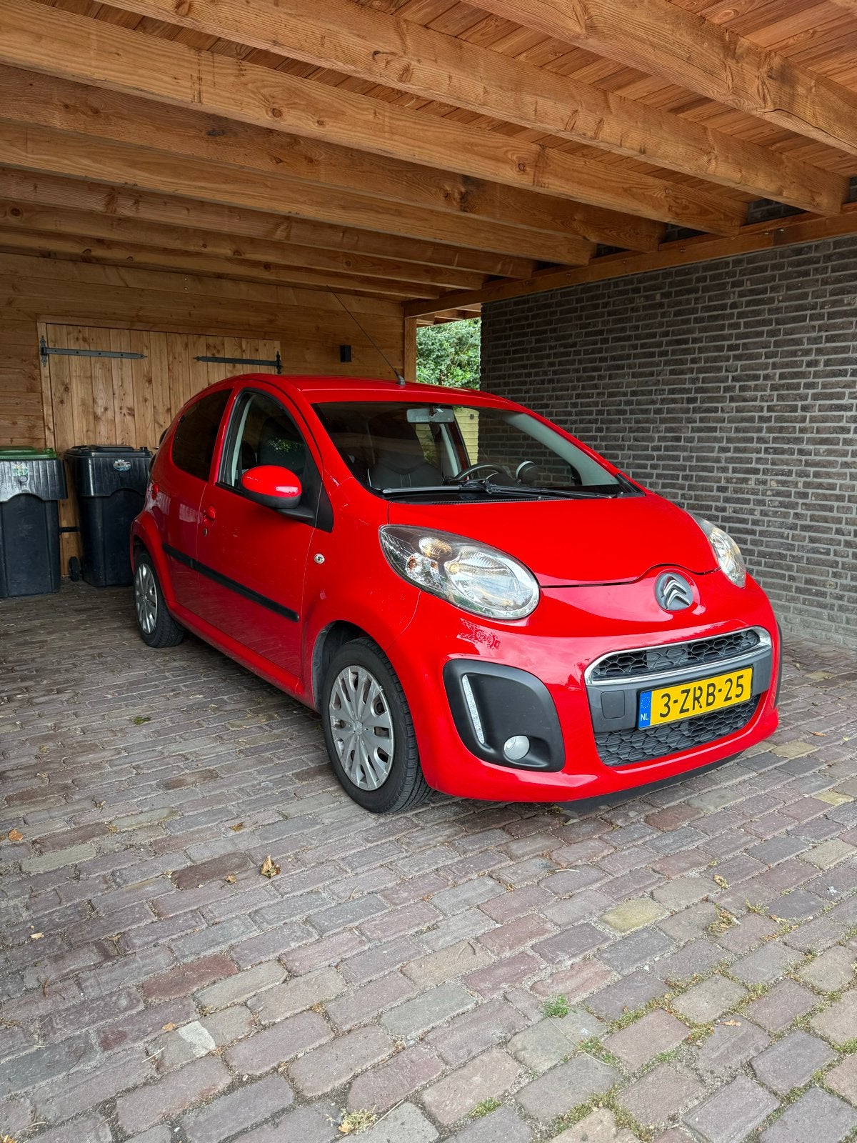 Citroën C1, Auto's, Voorwielaandrijving, Stof, Zwart, 4 stoelen