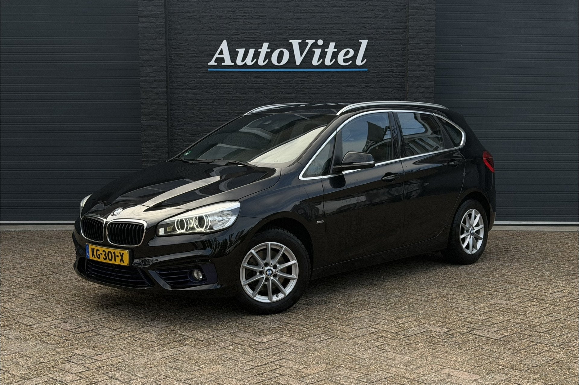 BMW 2 Serie Active Tourer 220d Sportline | Trekhaak | Harman, Auto's, Stof, Origineel Nederlands, Bedrijf, Diesel