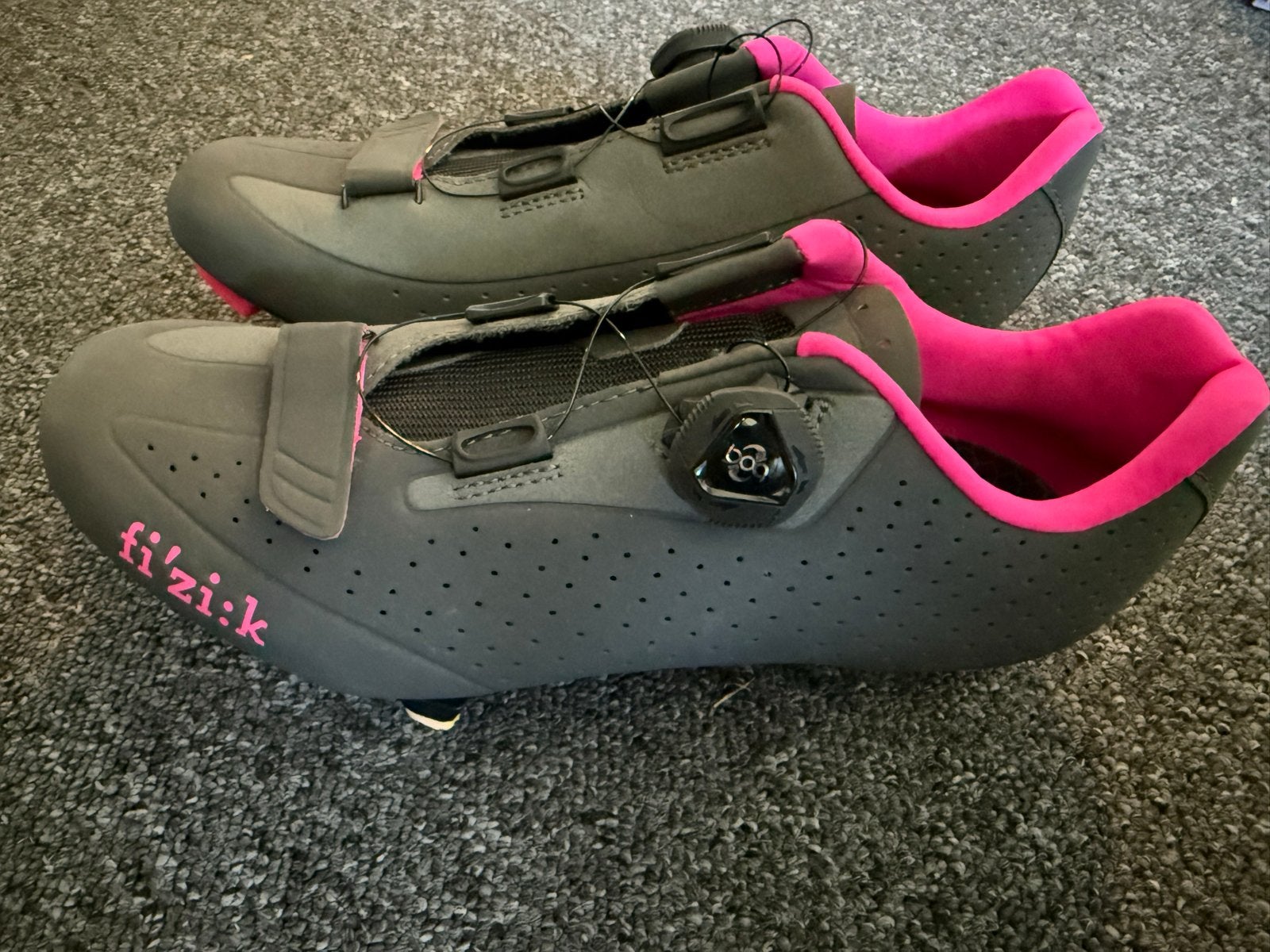 Fizik racefietsschoenen - Grijs/Roze, Schoenen, Overige maten, Ophalen of Verzenden, Zo goed als nieuw