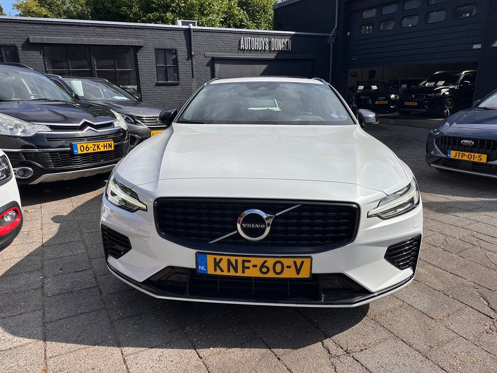 Volvo V60 2.0 T6 Recharge|AUT|AWD|R-Design|350pk|Panoramadak, Auto's, Volvo, Automaat, Gebruikt, Zwart, 4 cilinders