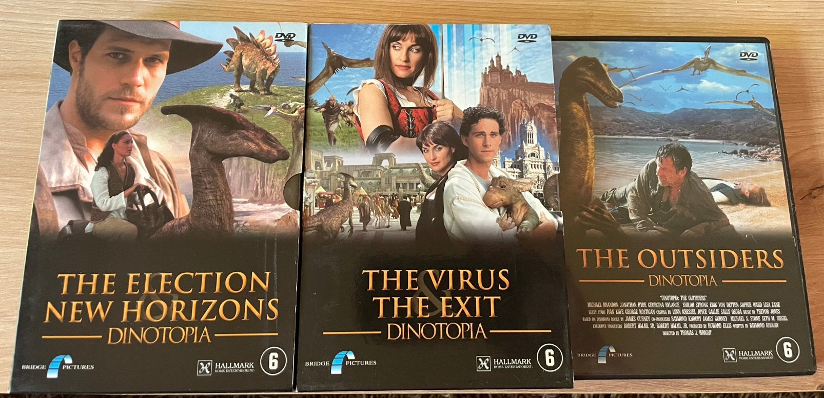 Dinotopia (Diverse delen), Engels, Nederlands, Ophalen of Verzenden, Zo goed als nieuw