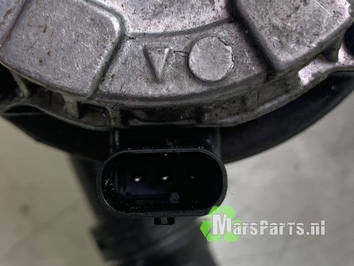 Extra waterpomp van een Toyota Pro-Ace, Gebruikt, -, -, Ophalen of Verzenden