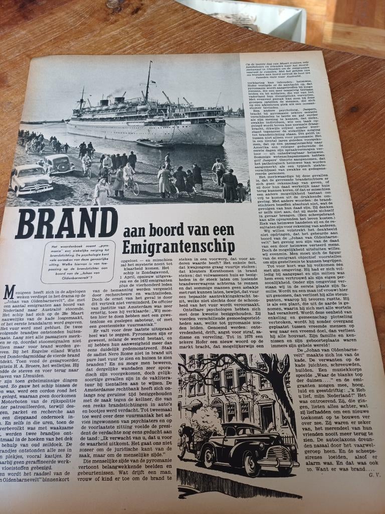 Artikel over brand emigrantenschip Johan van Oldebarnevelt, Ophalen of Verzenden, 1940 tot 1960, Tijdschrift