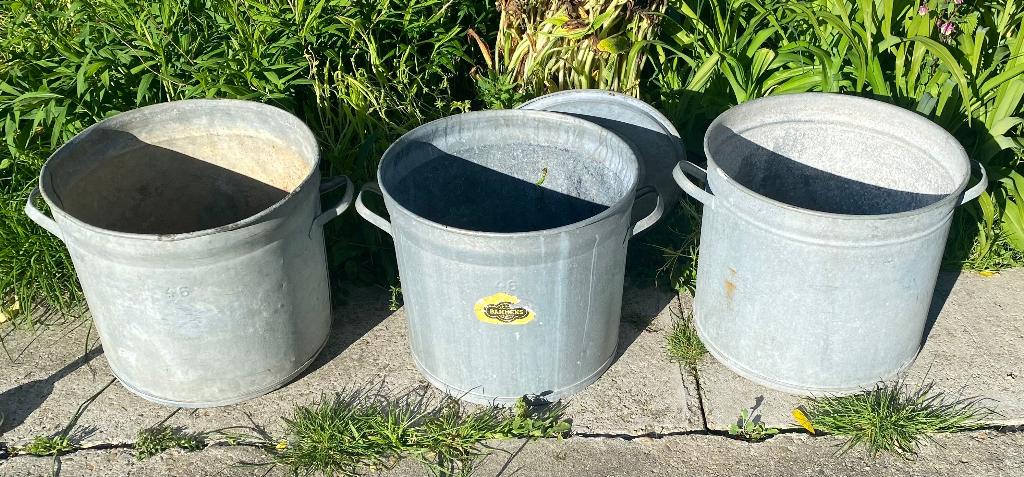 Zinken ketels en 2 waterbakken, Antiek en Kunst, Ophalen of Verzenden