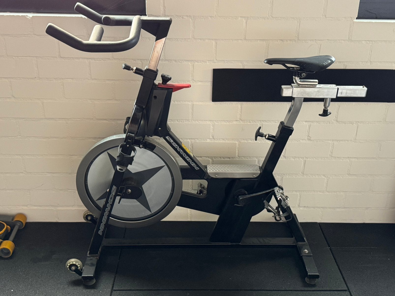 Spinning Bike, Ophalen, Zo goed als nieuw, Spinningfiets