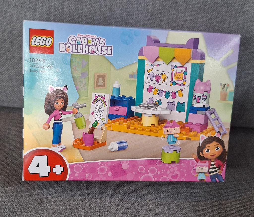 LEGO Gabby 10795 Crafting with Baby Box |NIEUW|, Overige thema's, Nieuw, Ophalen of Verzenden, Complete set