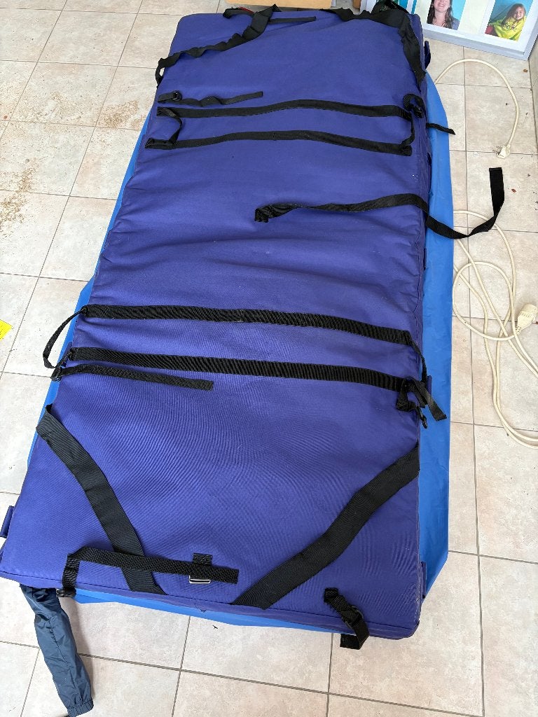 Anti-decubitusmatras (wisseldrukmatras), Ophalen, 90 cm, Eenpersoons, Zo goed als nieuw