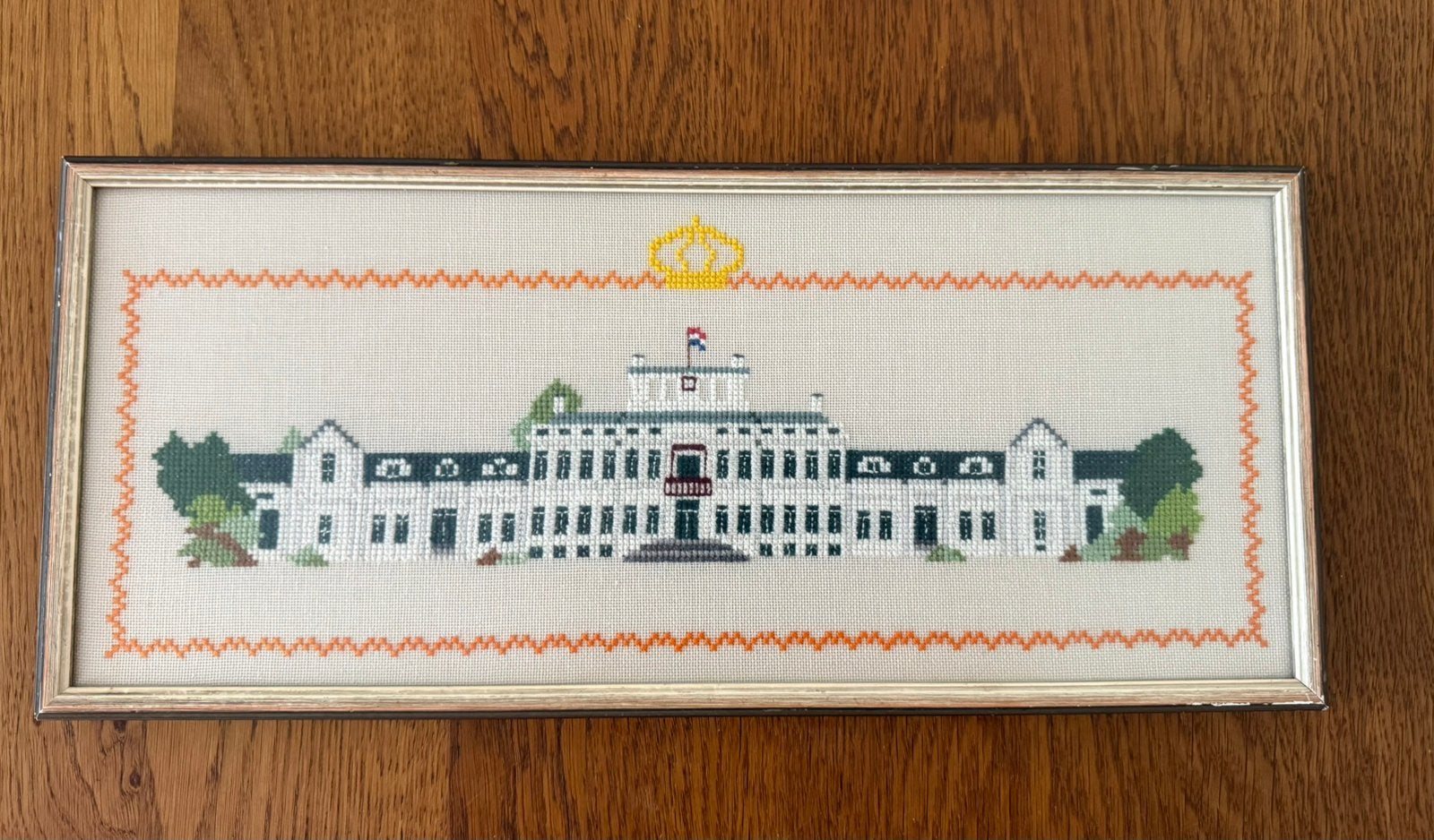 Vintage ingelijst borduurwerk paleis Soestdijk, Ophalen of Verzenden