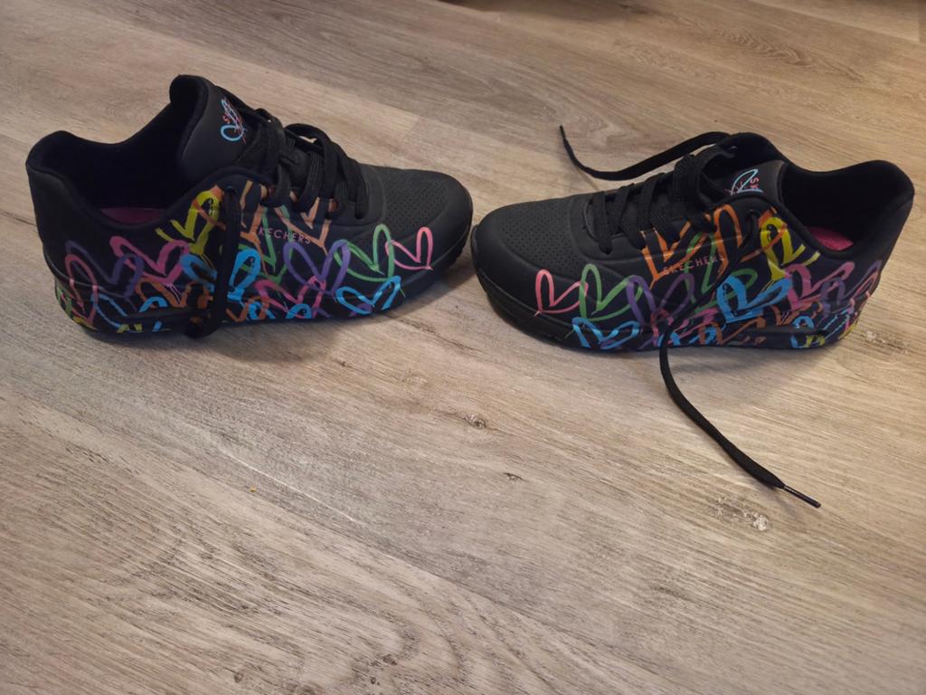 Mooie skechers z.g.a.n maat 39, Ophalen, Skechers, 100 cm of meer, Zwart
