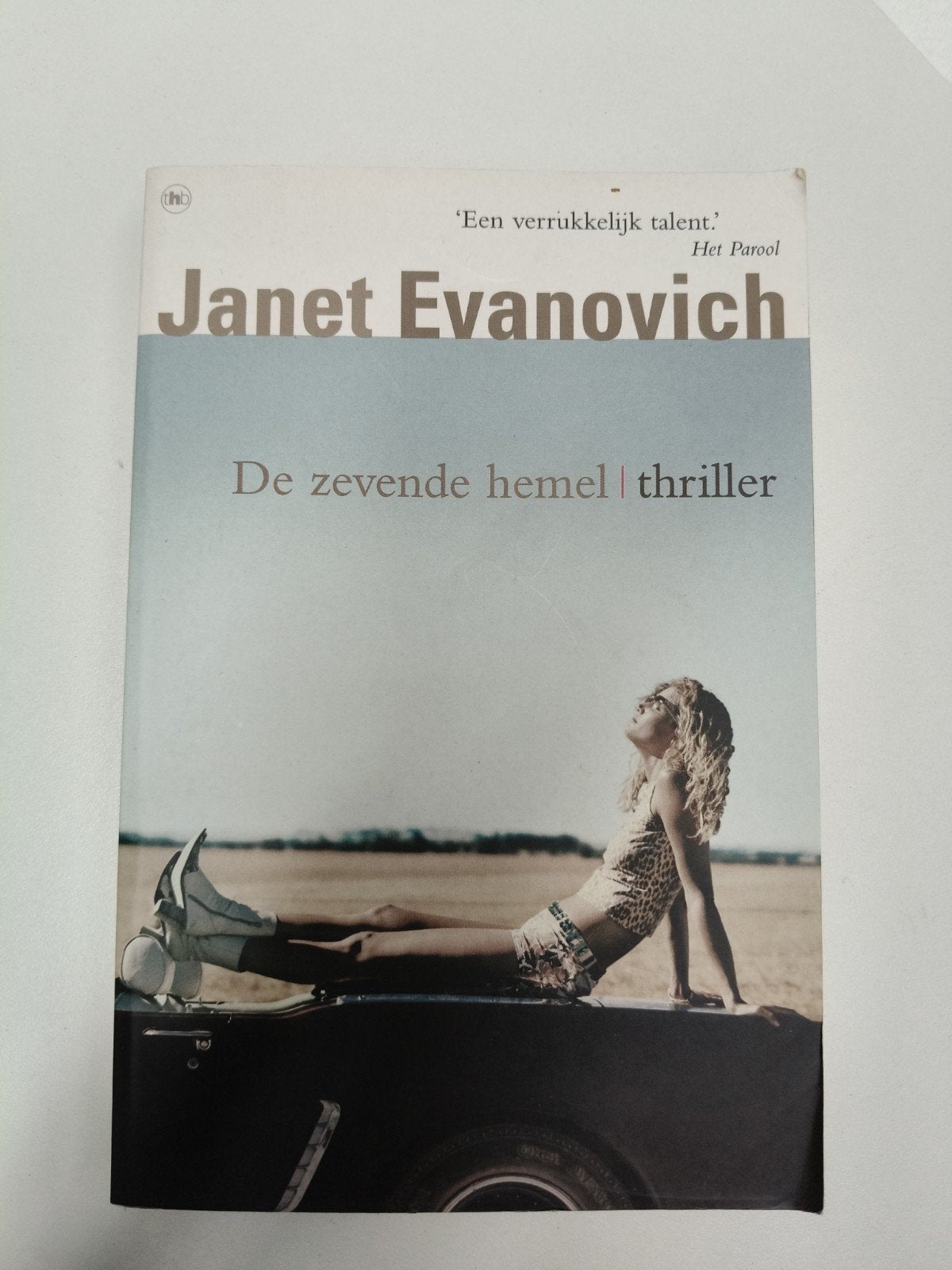 De zevende hemel - Janet Evanovich (thriller), Boeken, Thrillers, Ophalen of Verzenden, Gelezen, Janet Evanovich, Nederland