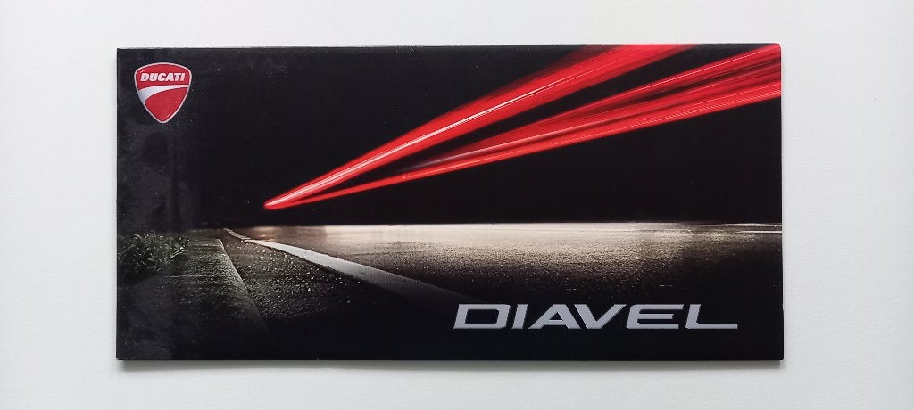 Originele folder van de Ducati Diavel 2014, Motoren, Ophalen of Verzenden, Ducati