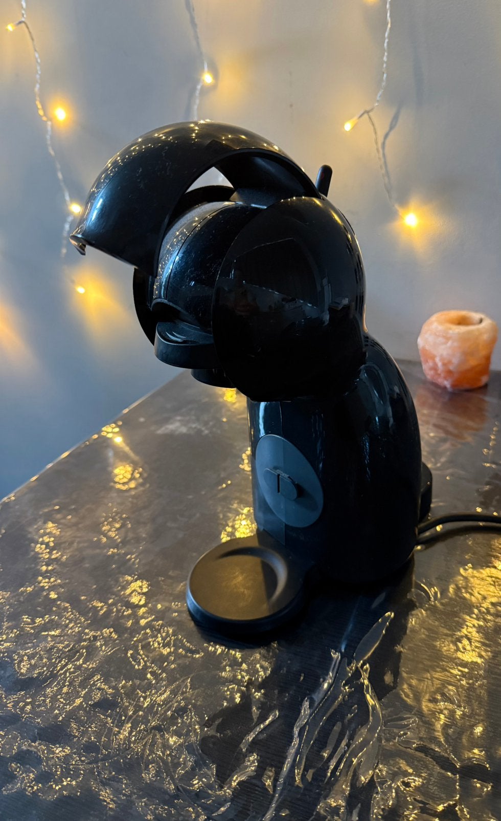 Dolce gusto koffie apparaat, Witgoed en Apparatuur, Koffiezetapparaten, Ophalen of Verzenden, Zo goed als nieuw, Koffiemachine